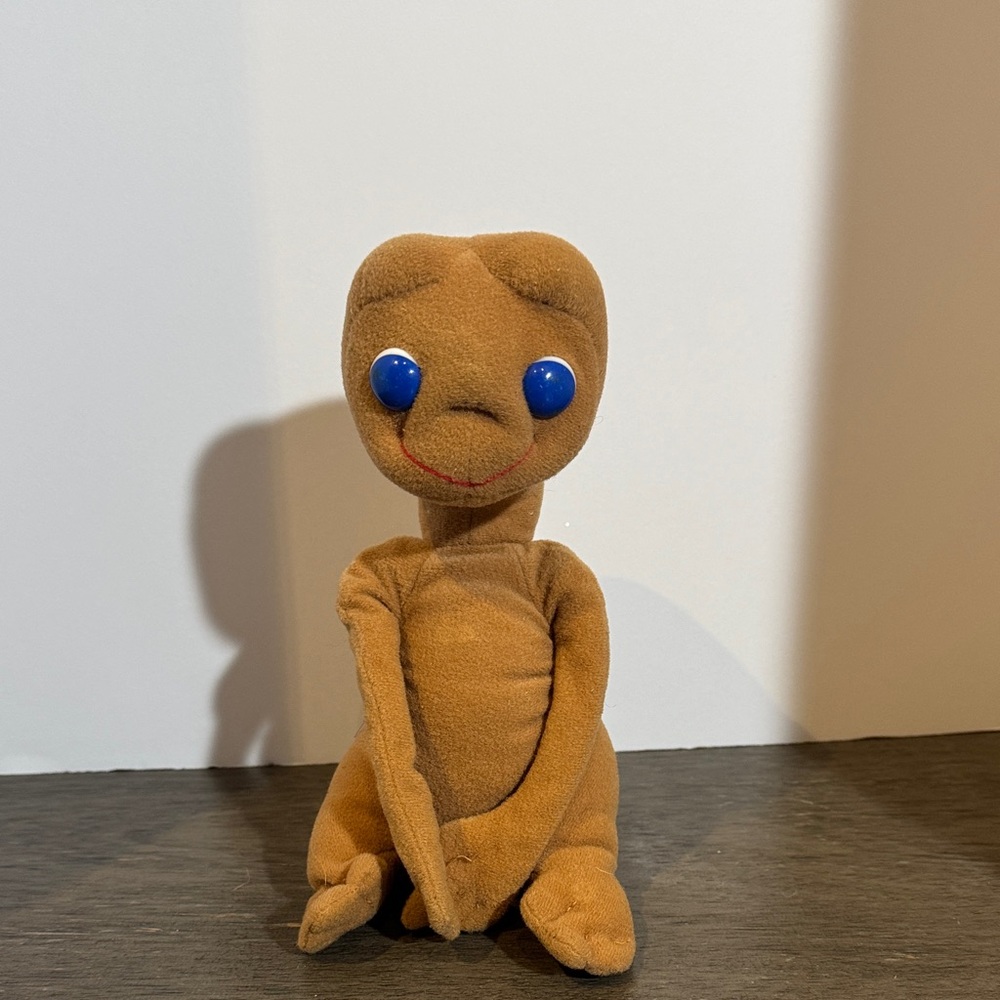 Vintage ET Extra Terrestrial Alien Kids Toy Stuffed Animal Plush Movie Sci Fi